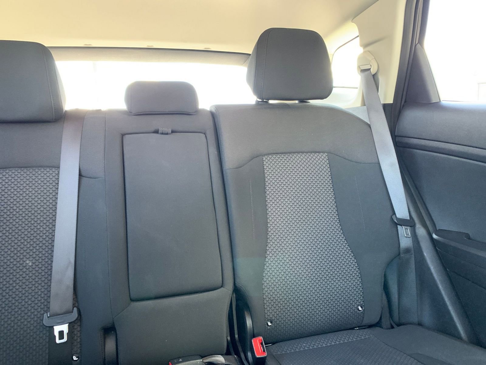 Used 2025 Kia Sportage LX image 36