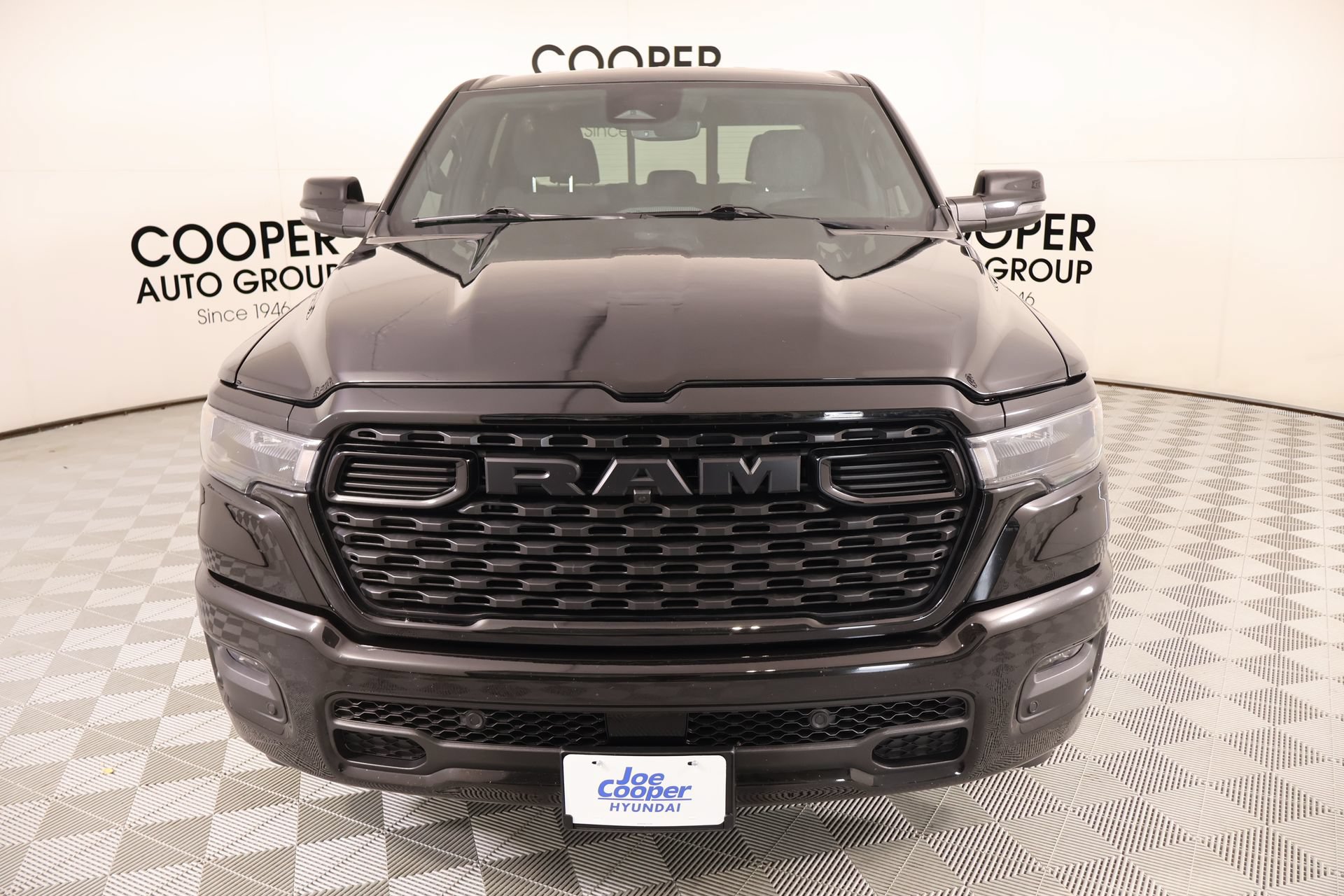 Used 2025 RAM 1500 Big Horn RWD image 10