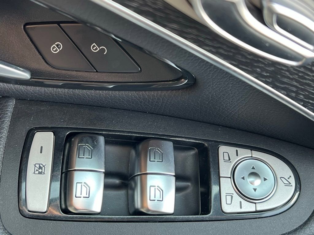 Certified 2022 Mercedes-Benz GLC 300 4MATIC image 26