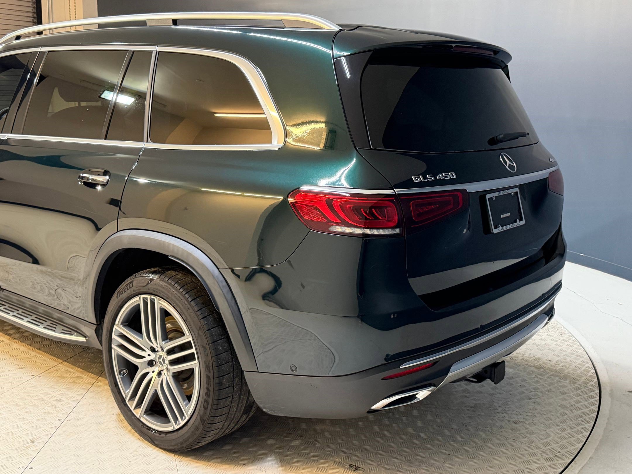 Used 2023 Mercedes-Benz GLS 450 4MATIC image 25