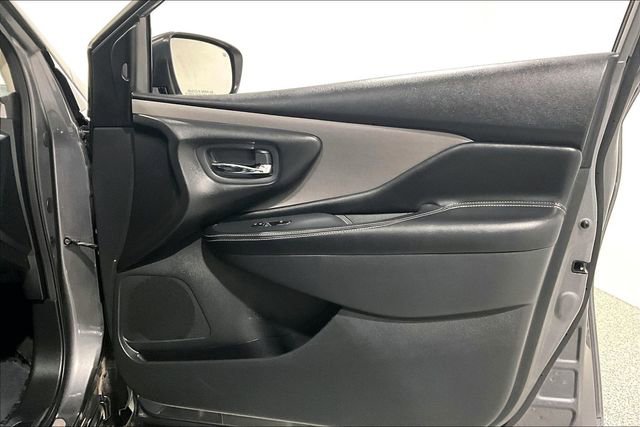 Used 2024 Nissan Murano SV image 30