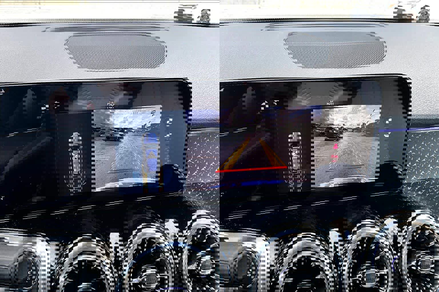 Used 2025 Mercedes-Benz GLB 250 image 26