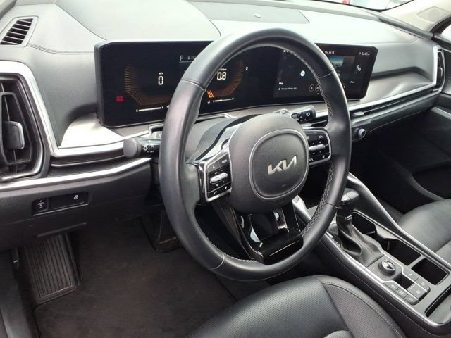Used 2024 Kia Sorento S AWD/4WD image 8