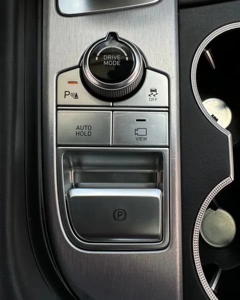 Used 2021 Genesis G70 3.3T w/ Sport Package RWD image 40