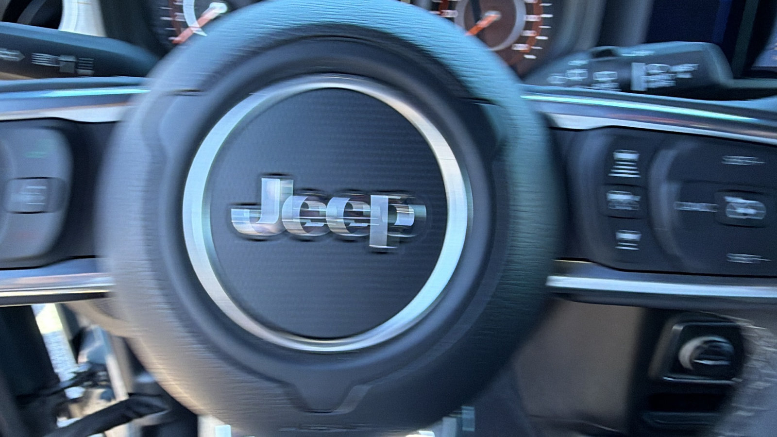 Used 2026 Jeep Wrangler Unlimited Sahara AWD/4WD image 28