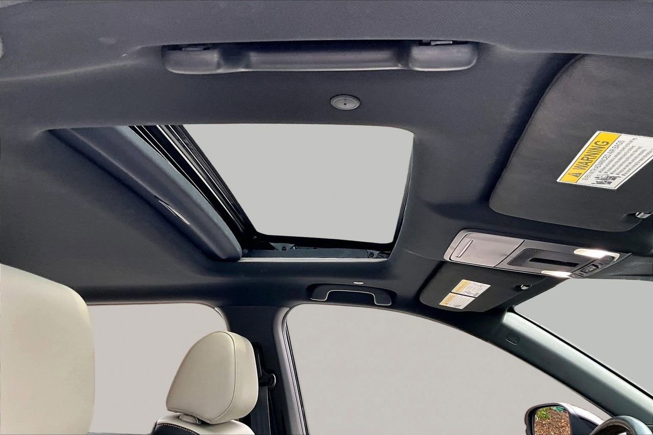 Used 2023 Honda CR-V Sport Touring image 16