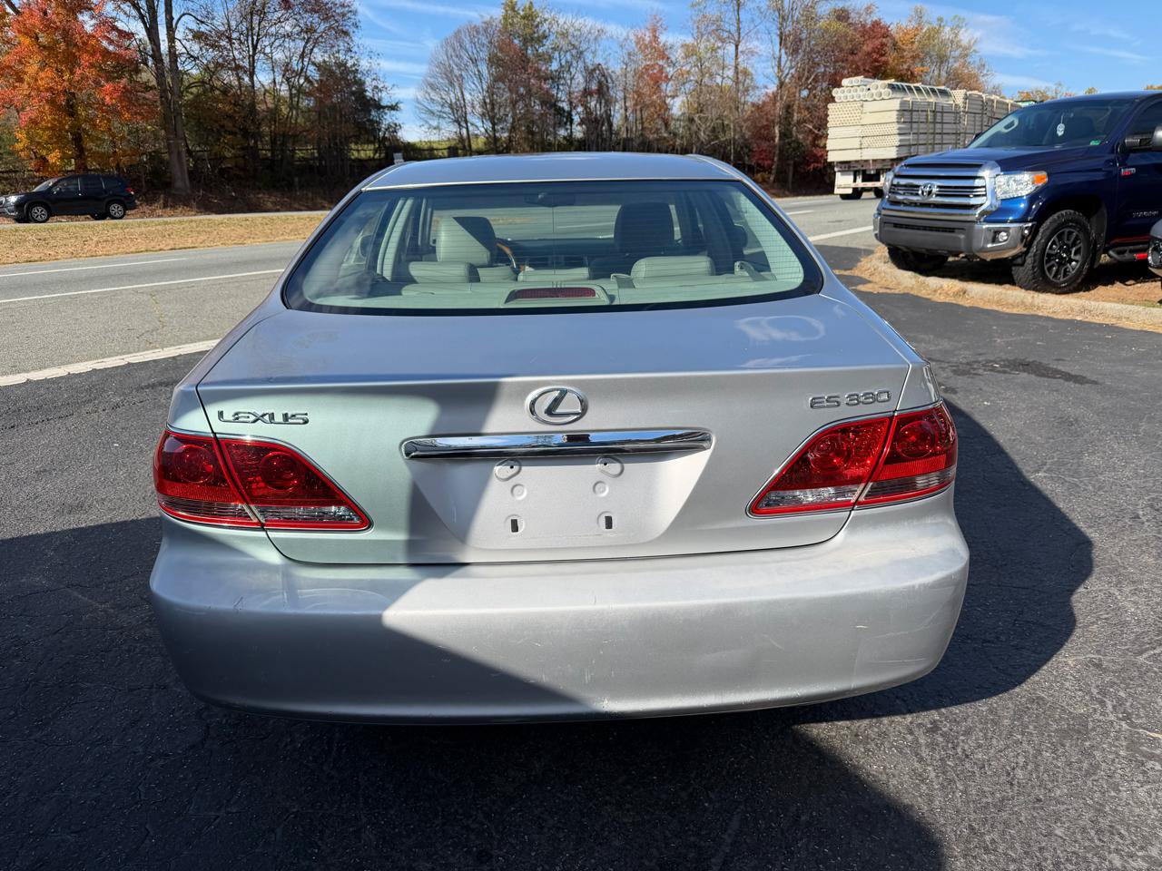 Used 2005 Lexus ES 330 FWD image 5