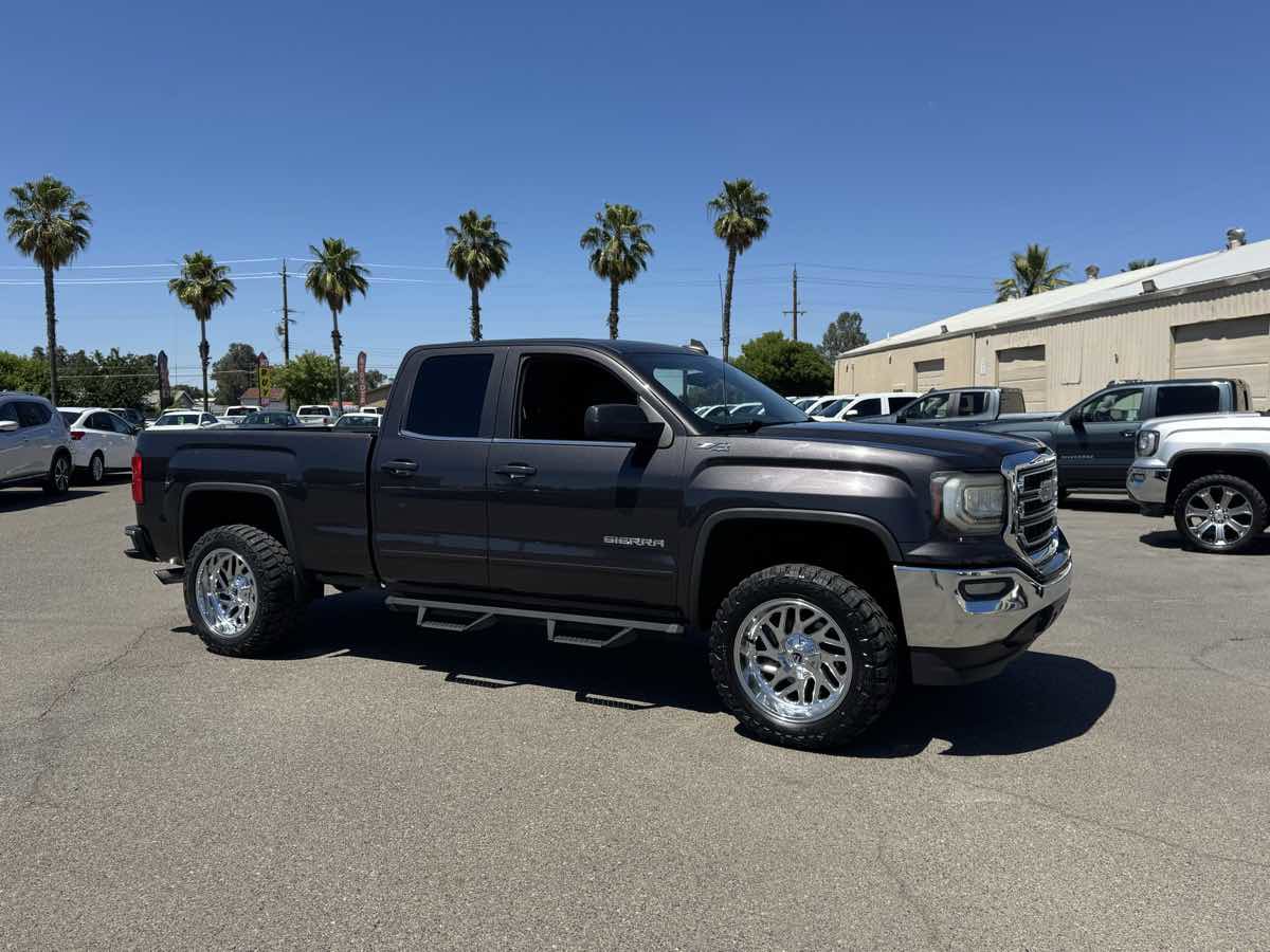 Used 2016 GMC Sierra 1500 SLE w/ SLE Value Package AWD/4WD image 13