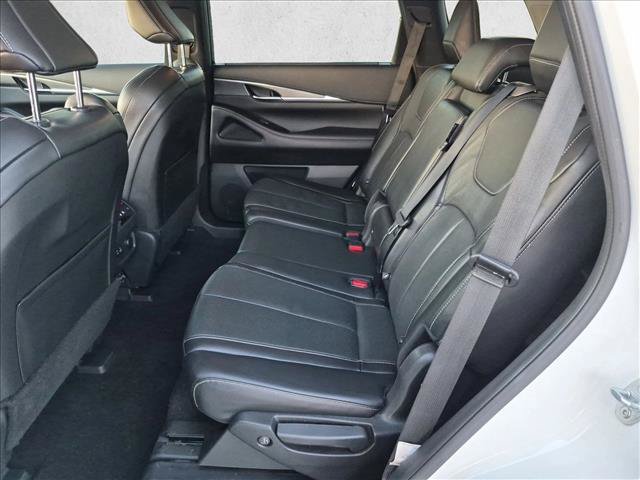 Used 2022 INFINITI QX60 Luxe w/ Cargo Package FWD image 18