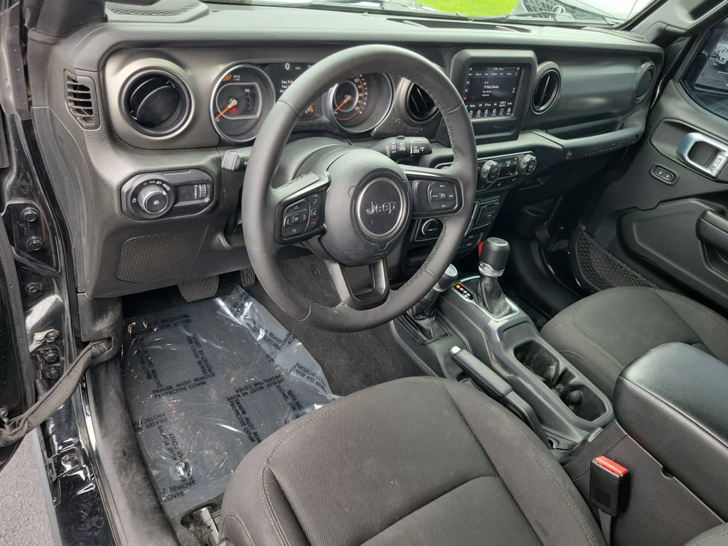 Used 2023 Jeep Wrangler Unlimited Sport AWD/4WD image 15