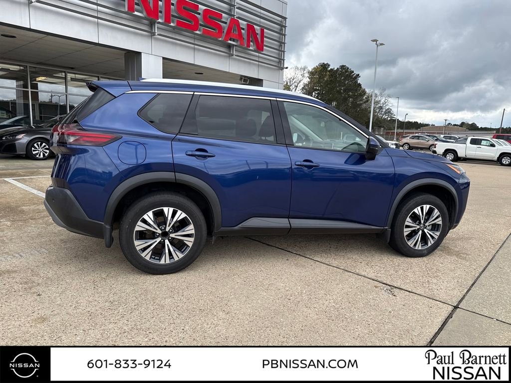 Used 2021 Nissan Rogue SV w/ Premium Package image 10