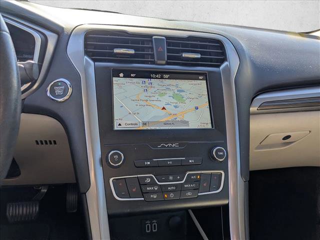 Used 2019 Ford Fusion SEL image 11
