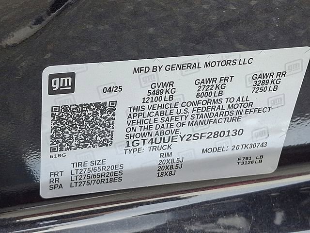 New 2025 GMC Sierra 3500 SLT w/ SLT Premium Package image 18