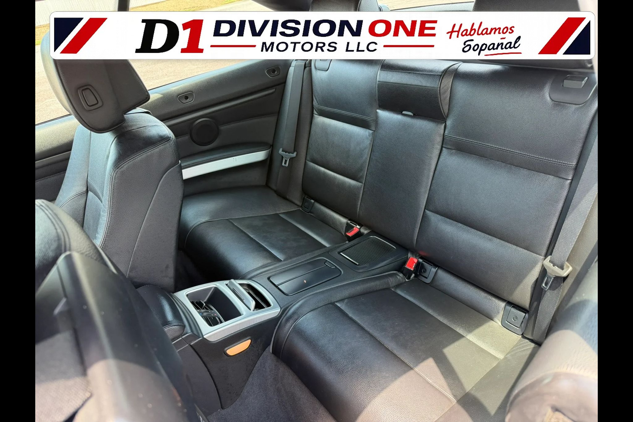 Used 2011 BMW 335i Convertible RWD image 10