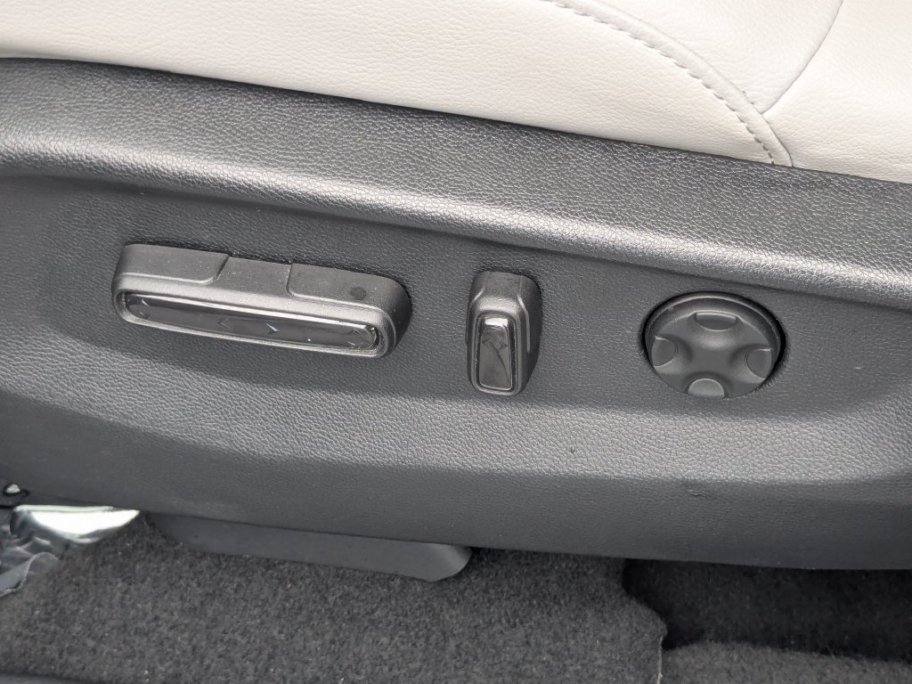 Used 2020 Honda CR-V EX-L image 8