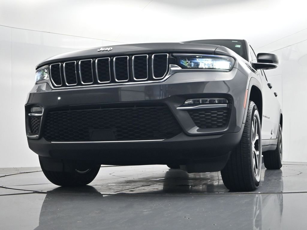 Used 2024 Jeep Grand Cherokee Limited w/ Trailer Tow Package image 54