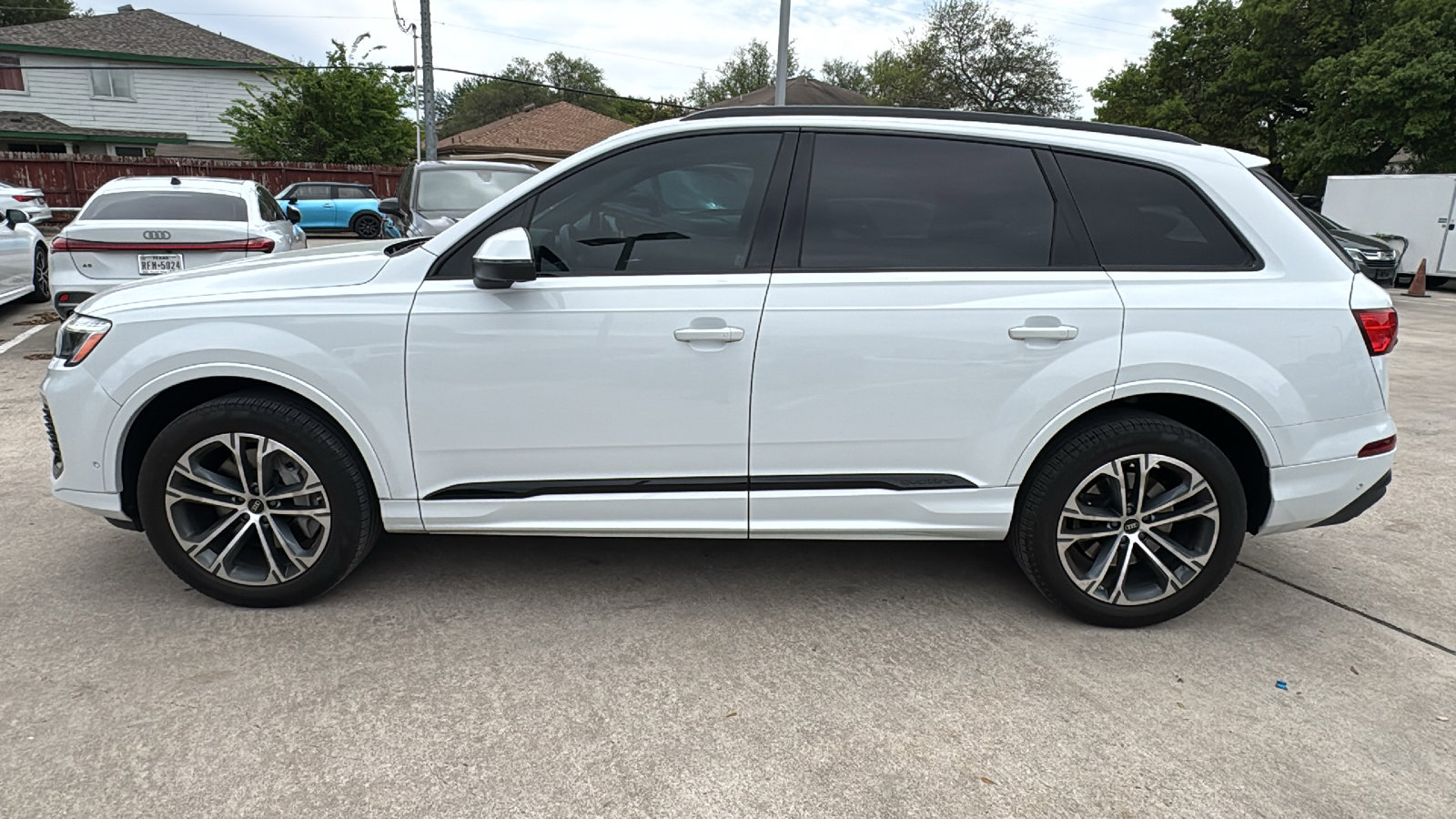 Used 2025 Audi Q7 2.0T Premium Plus w/ Premium Plus Package image 4