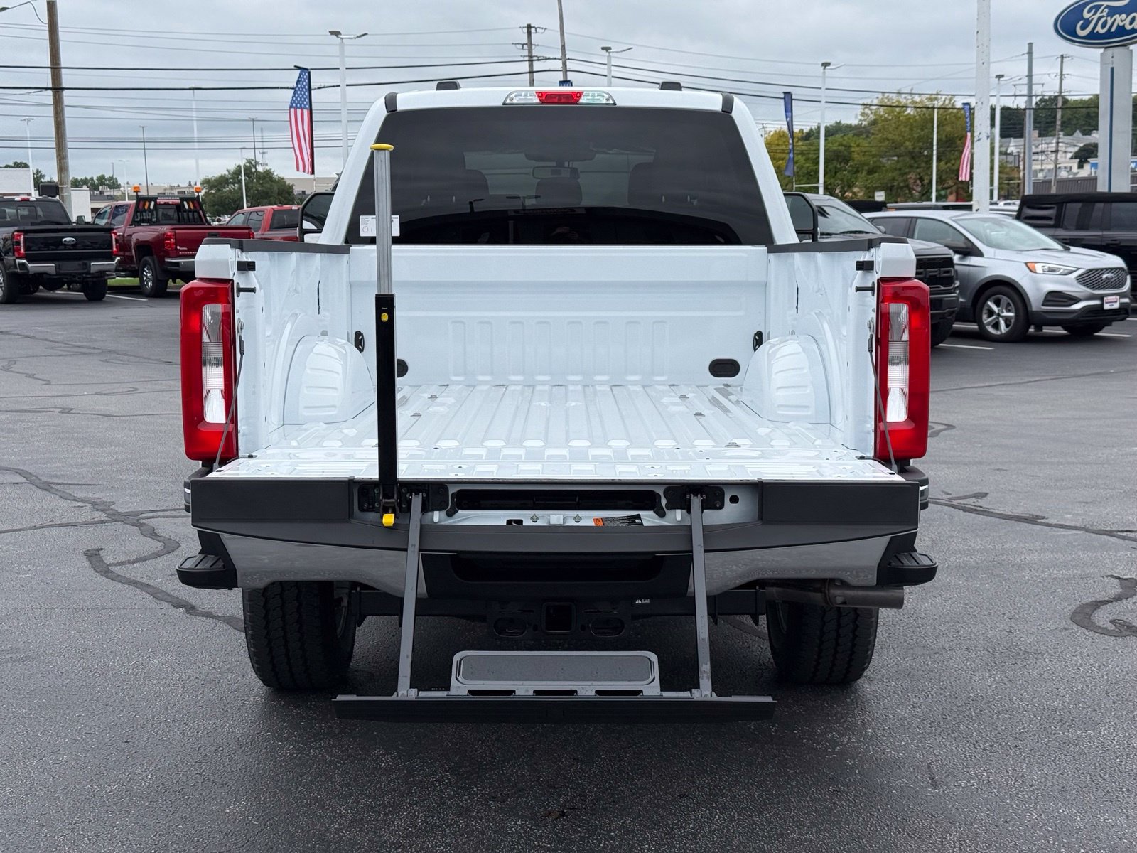 New 2027 Ford F350 XLT w/ FX4 Off-Road Package AWD/4WD image 38