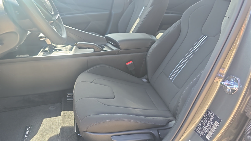 New 2026 Hyundai Elantra Sport FWD image 13