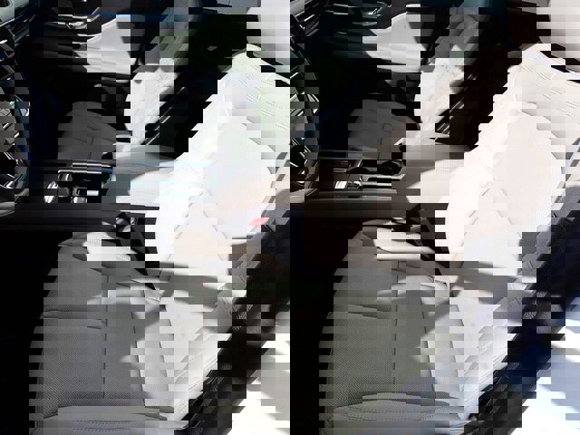 New 2026 Lincoln Corsair Grand Touring image 15