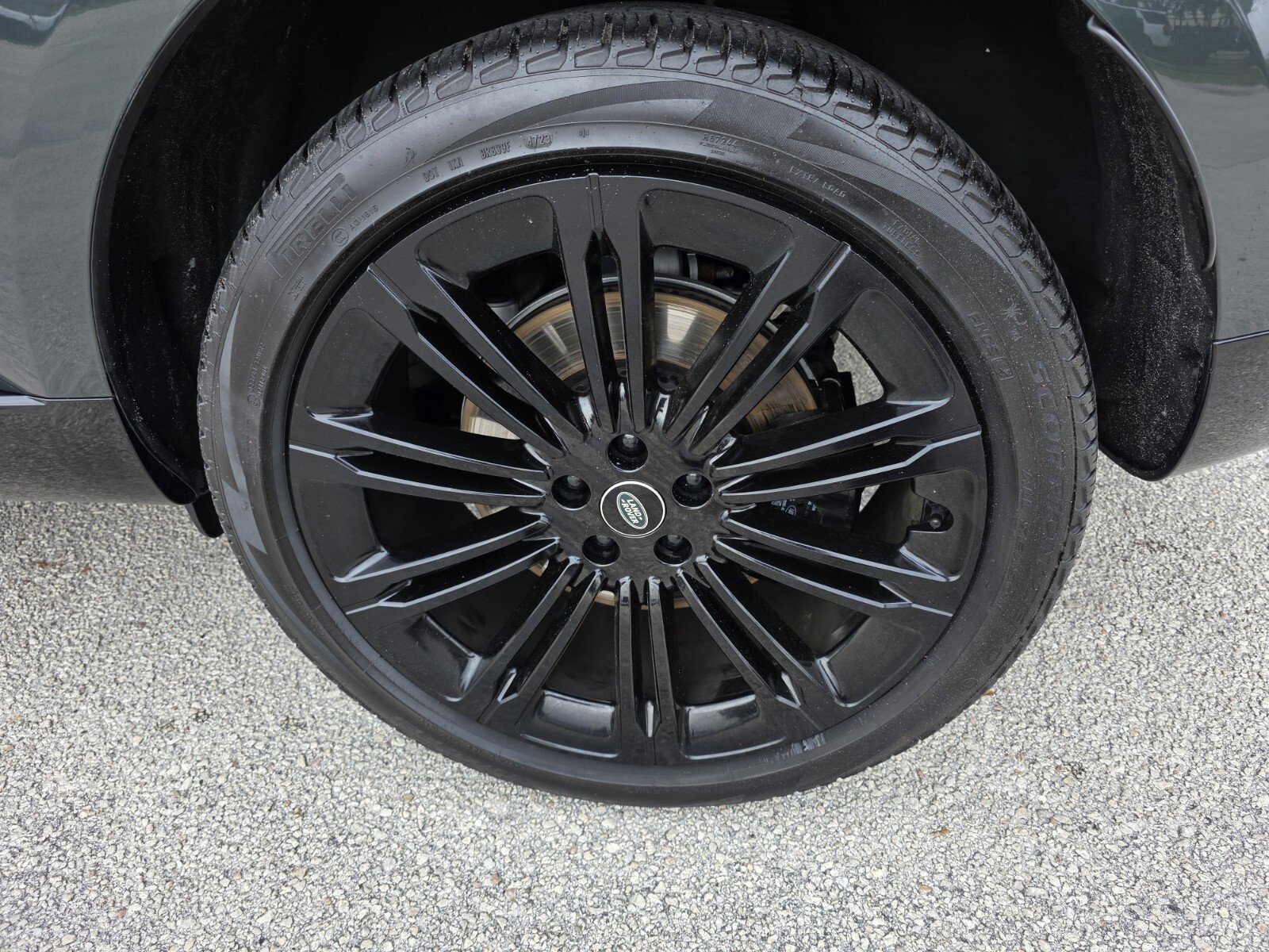 Certified 2023 Land Rover Range Rover SE image 9