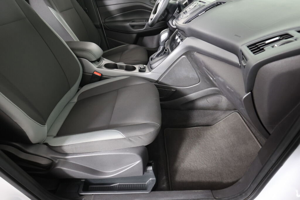 Used 2015 Ford Escape S image 22