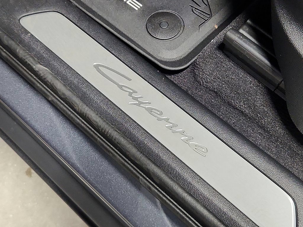 New 2026 Porsche Cayenne AWD/4WD image 27
