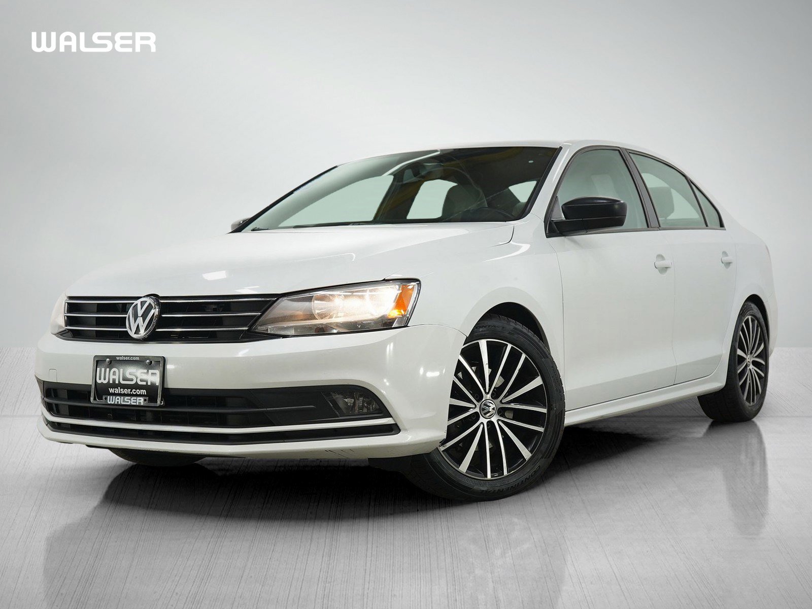 Used 2016 Volkswagen Jetta Sport FWD image 1
