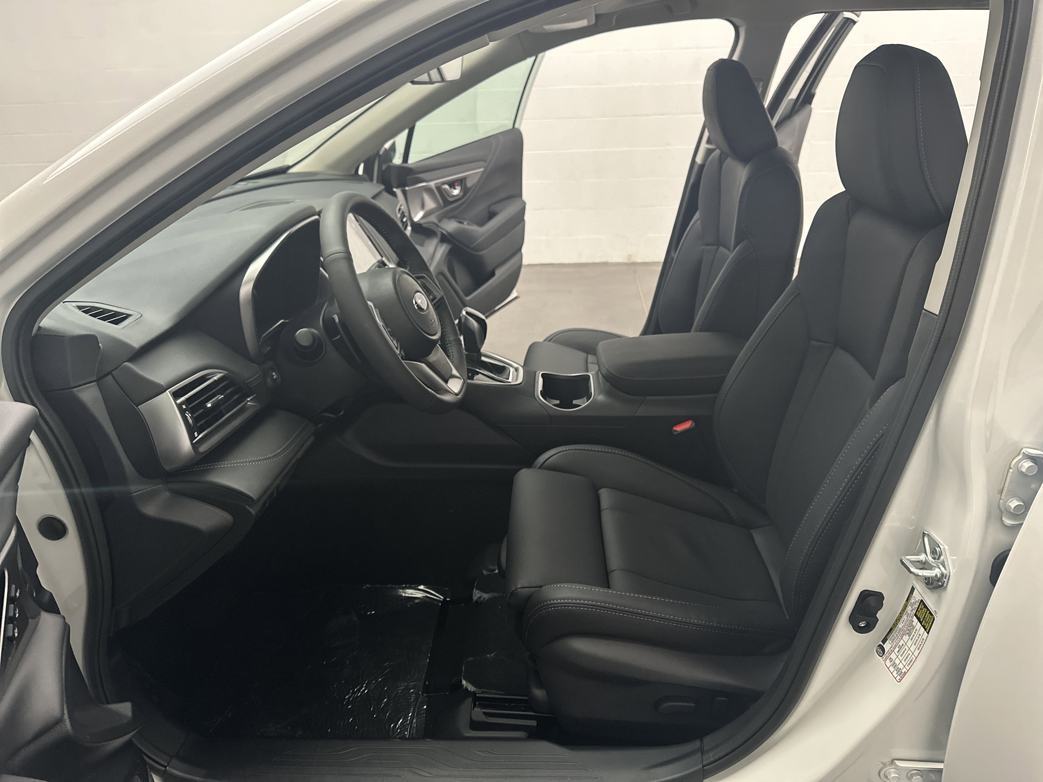 New 2025 Subaru Outback Limited image 18