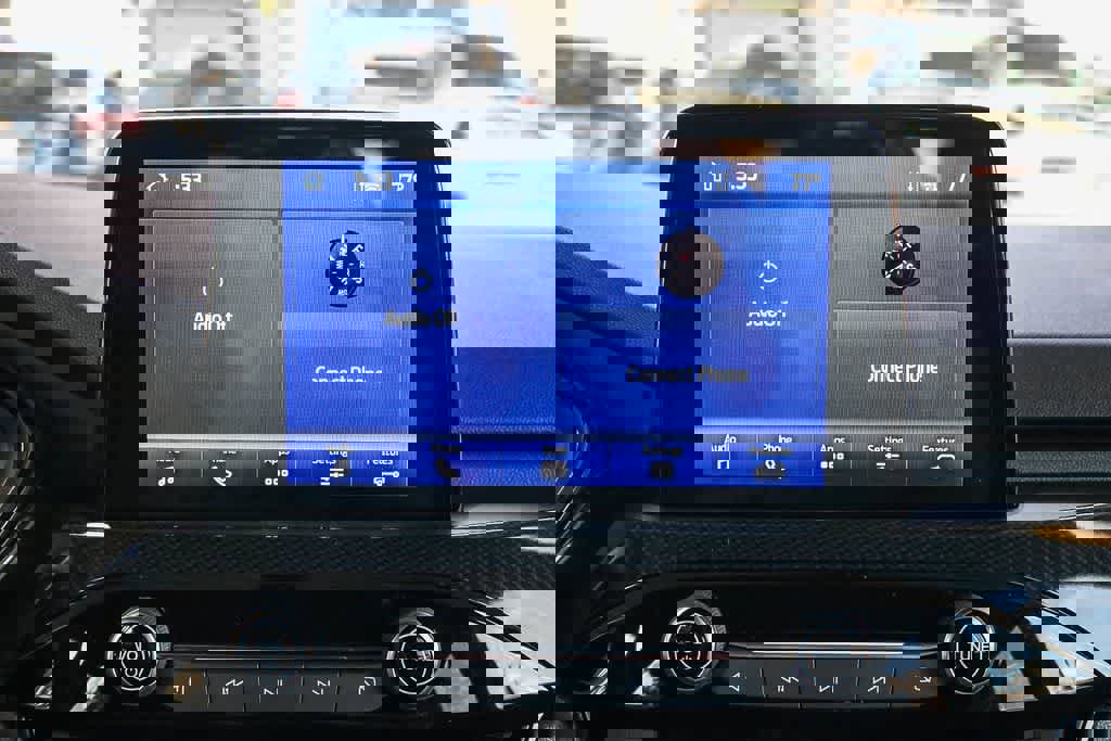 Used 2024 Ford Escape ST-Line w/ Cold Weather Package image 15