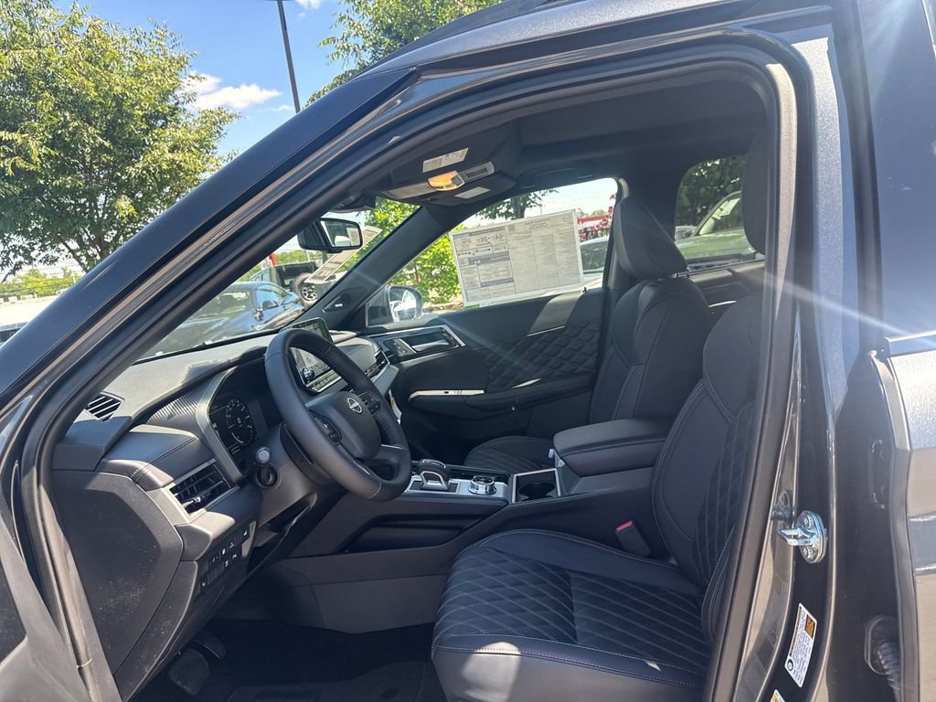New 2026 Nissan Rogue Platinum AWD/4WD image 10