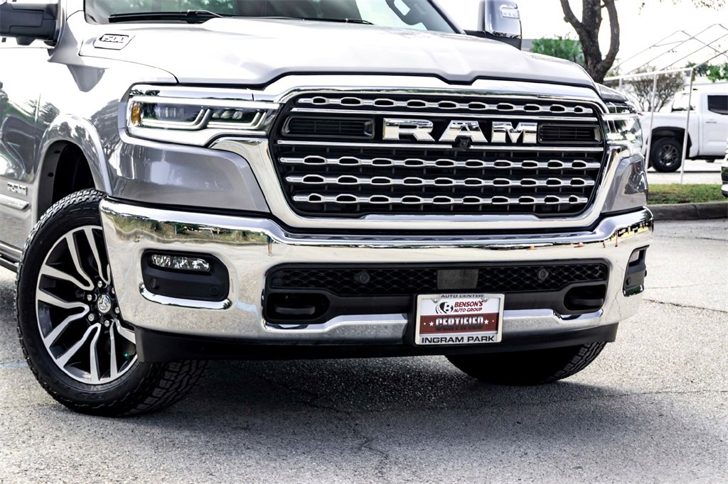 Used 2025 RAM 1500 Limited w/ Trailer Tow Group image 3