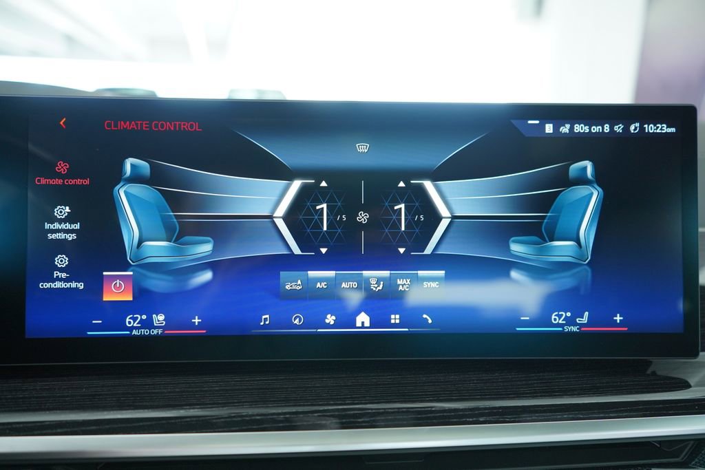 New 2026 BMW X6 xDrive40i w/ Climate Comfort Package image 16