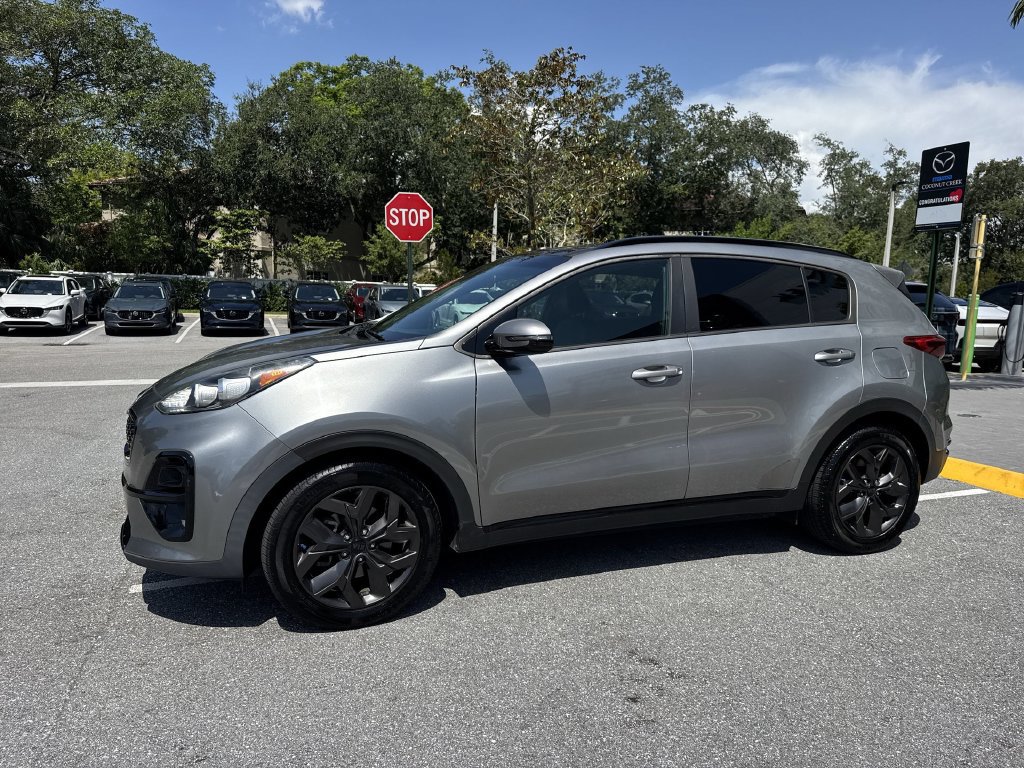 Used 2022 Kia Sportage Nightfall Edition FWD image 10