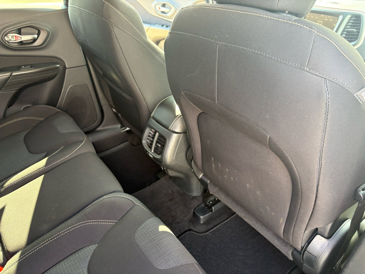 Used 2016 Jeep Cherokee Latitude image 45
