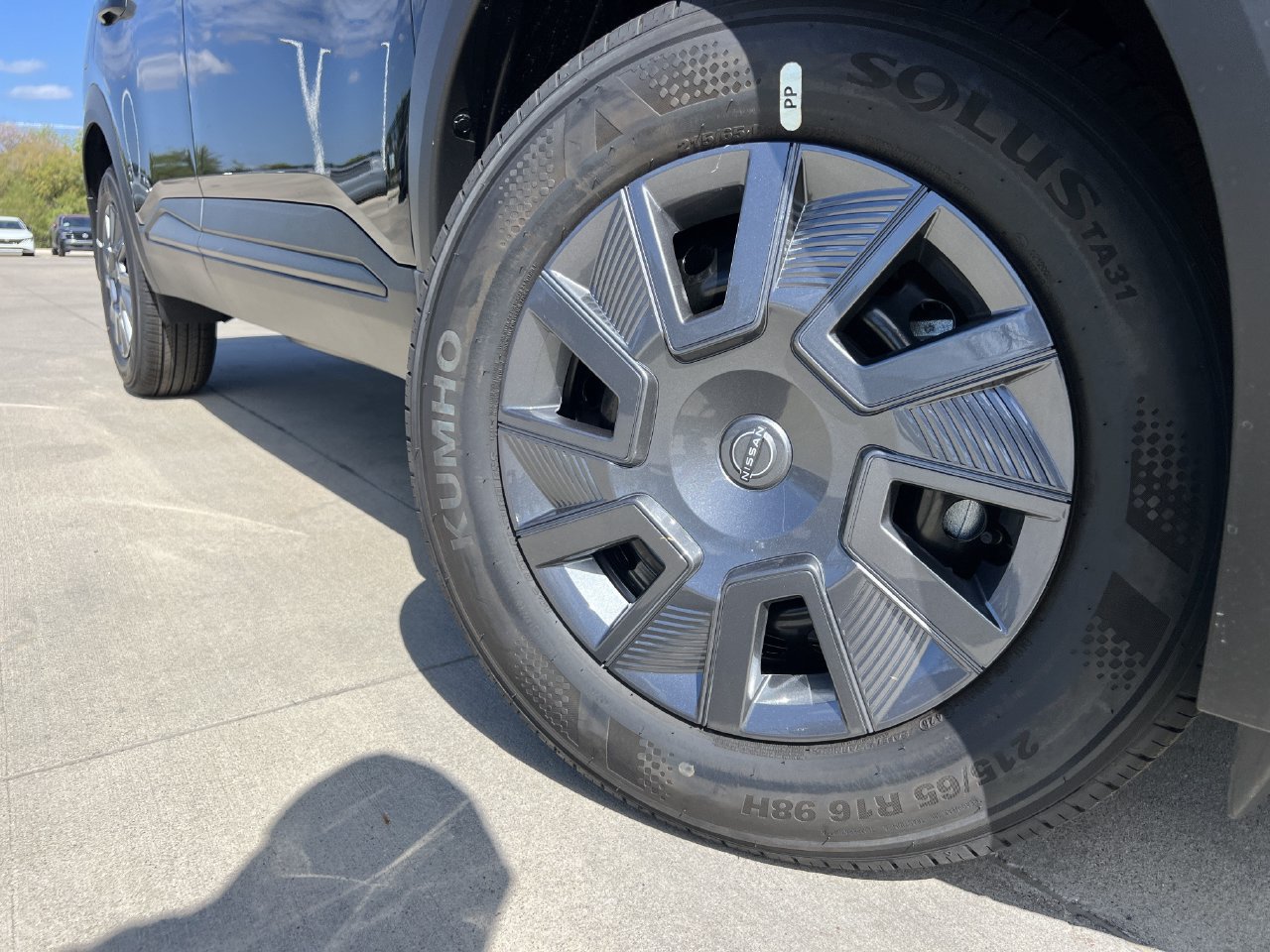 New 2027 Nissan Kicks S FWD image 6