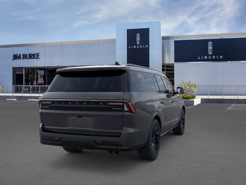 New 2026 Lincoln Navigator L Reserve w/ Jet Appearance Package AWD/4WD image 8