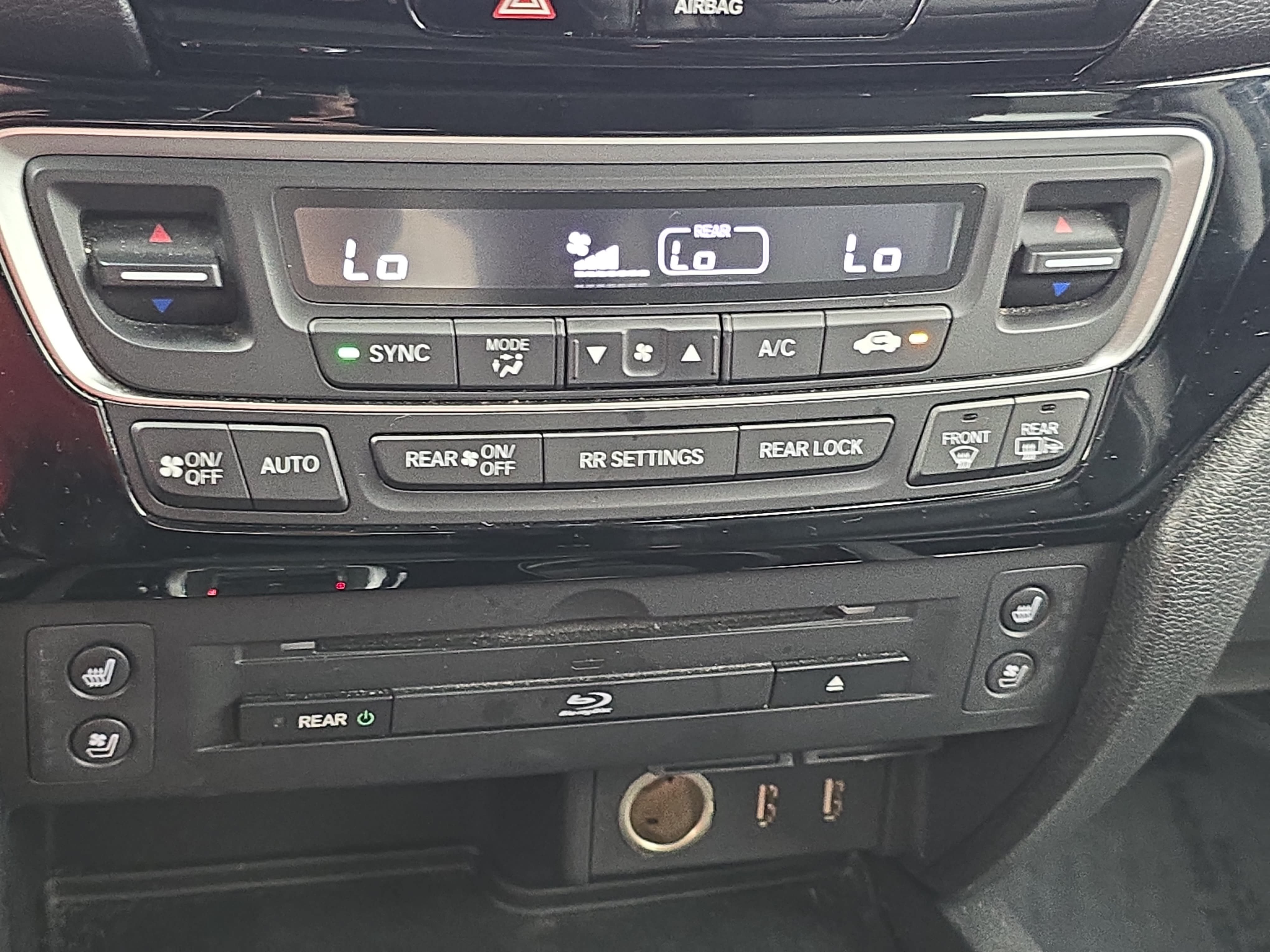 Used 2016 Honda Pilot Elite image 25