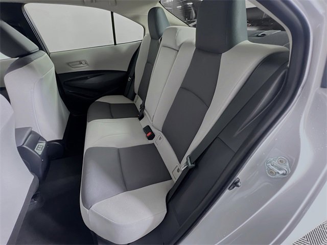 Used 2025 Toyota Corolla LE image 26