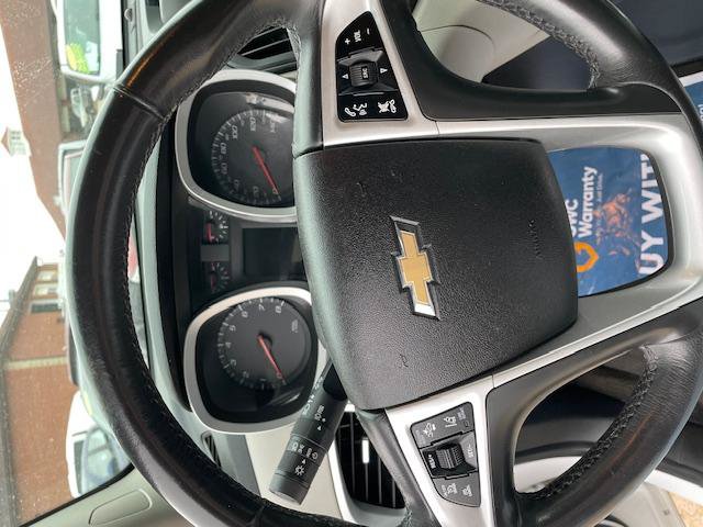 Used 2016 Chevrolet Equinox LTZ w/ Enhanced Convenience Package AWD/4WD image 4