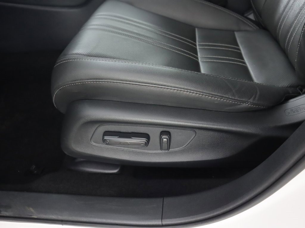 Used 2025 Honda HR-V EX-L image 31