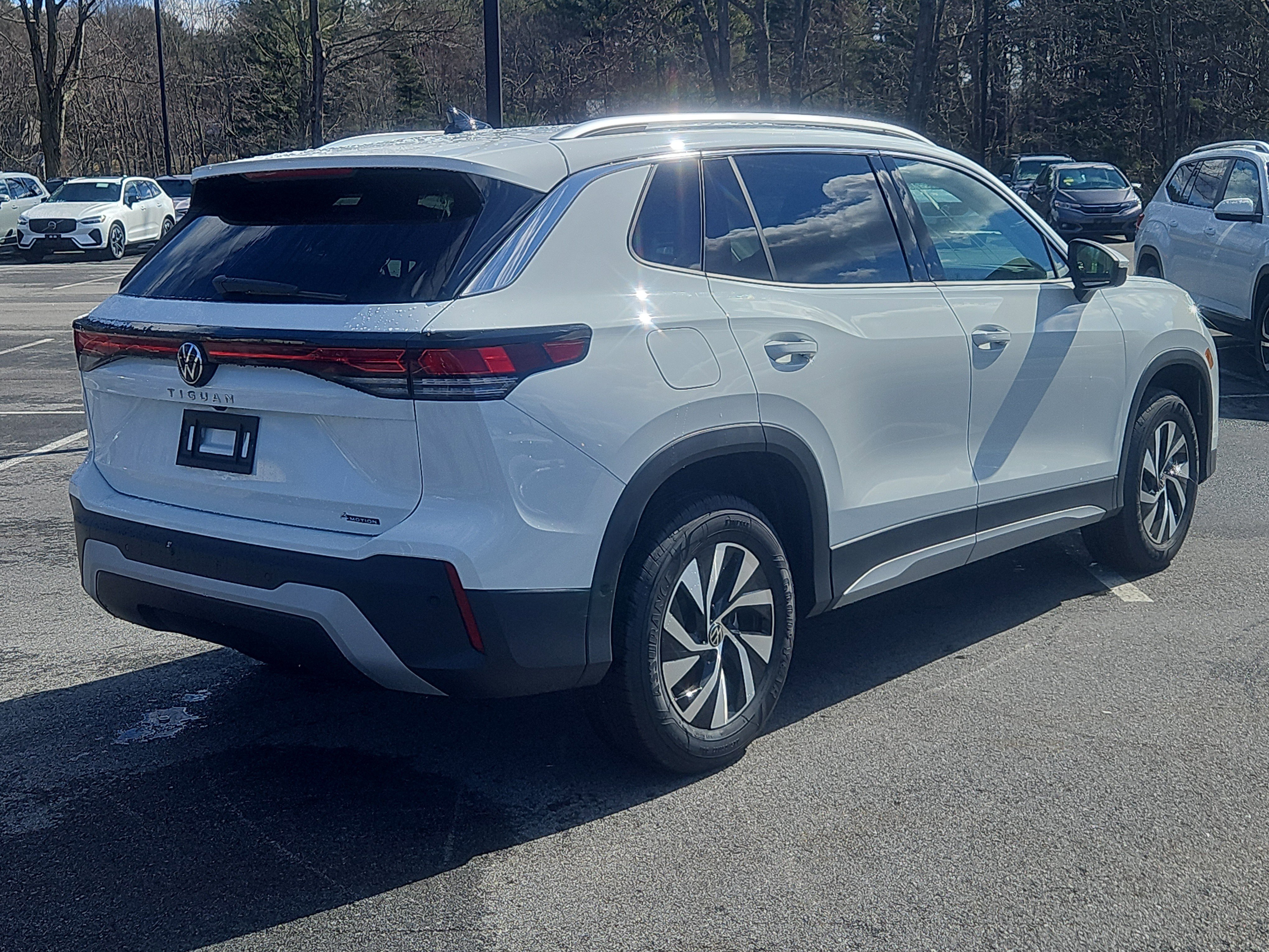 New 2026 Volkswagen Tiguan S image 2