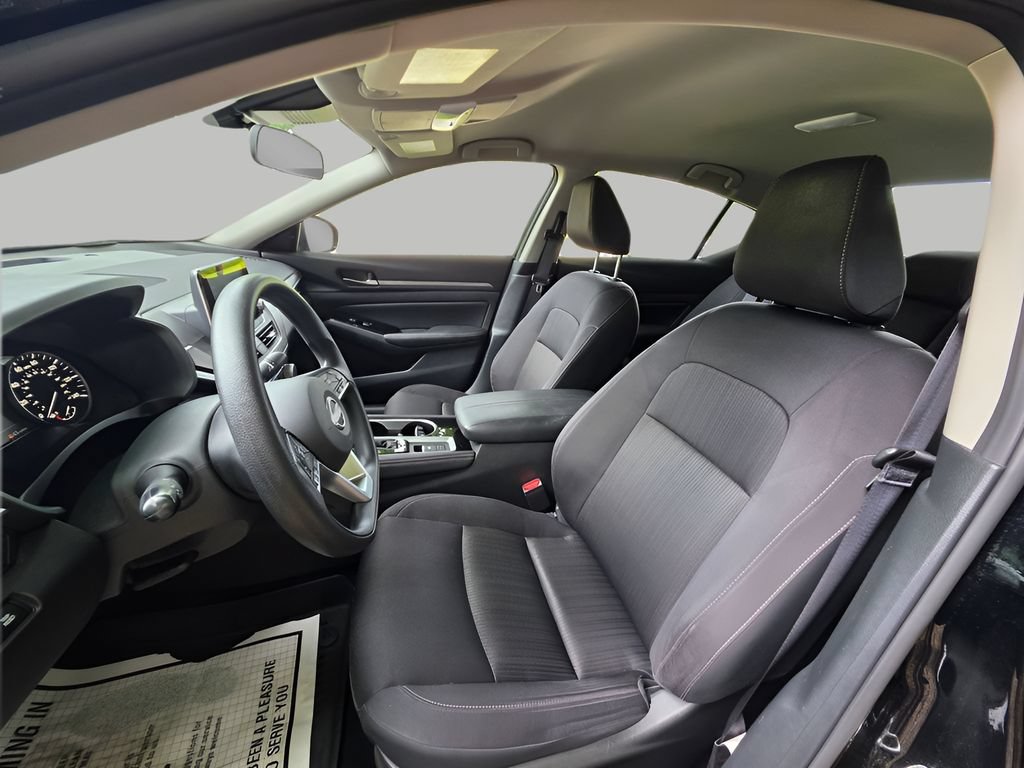 Used 2023 Nissan Altima 2.5 SV AWD/4WD image 15