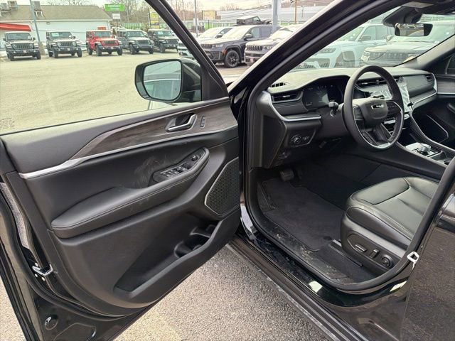 New 2026 Jeep Grand Cherokee Limited image 10