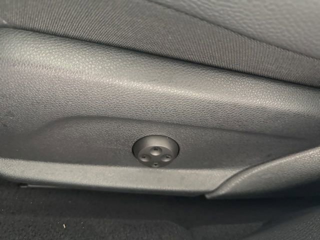 Used 2022 Mercedes-Benz E 350 Sedan image 21