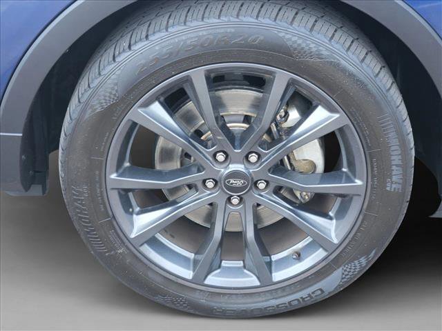 Used 2017 Ford Explorer XLT w/ Equipment Group 202A image 25