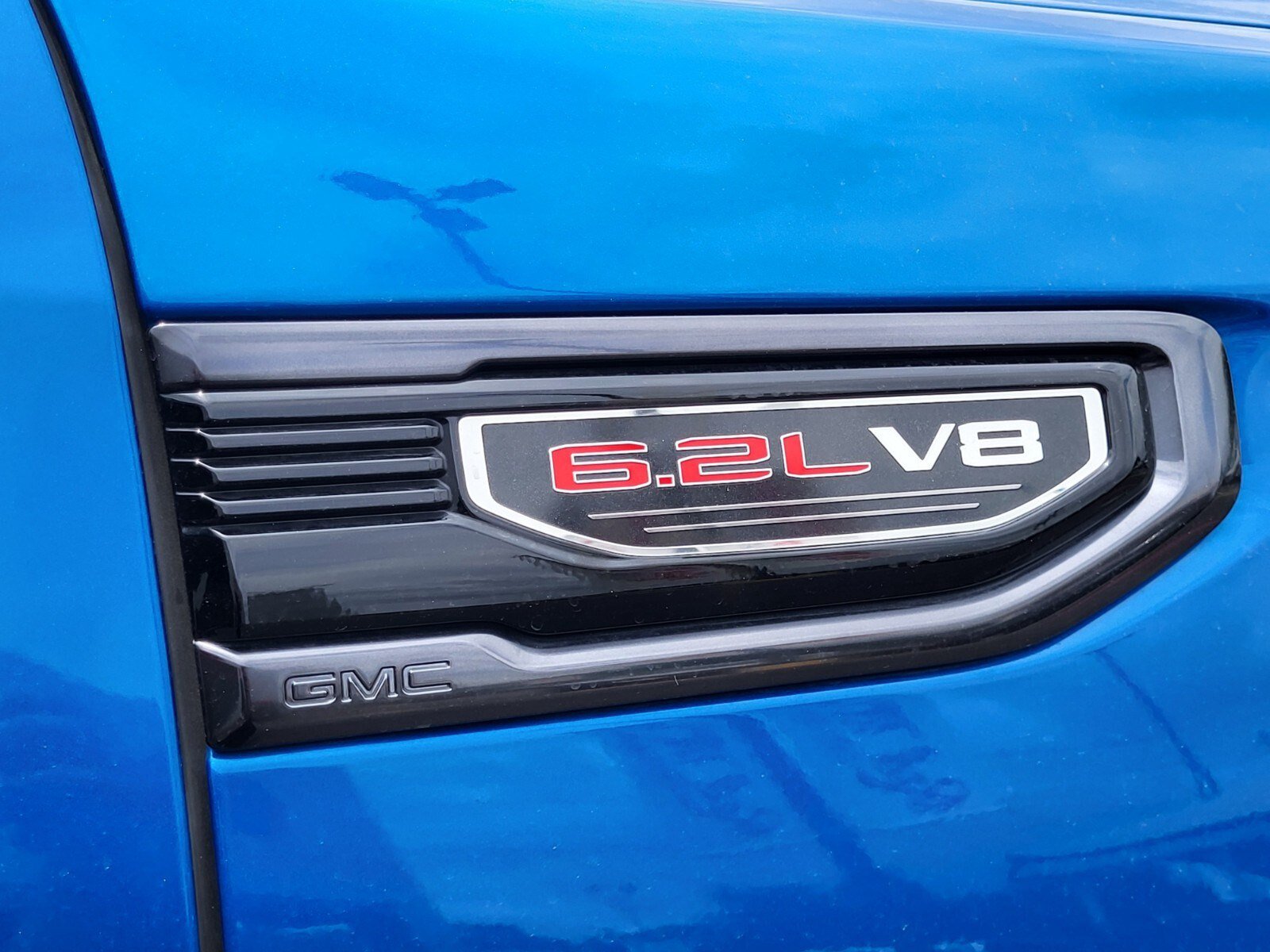 Used 2024 GMC Sierra 1500 AT4 w/ Technology Package AWD/4WD image 12