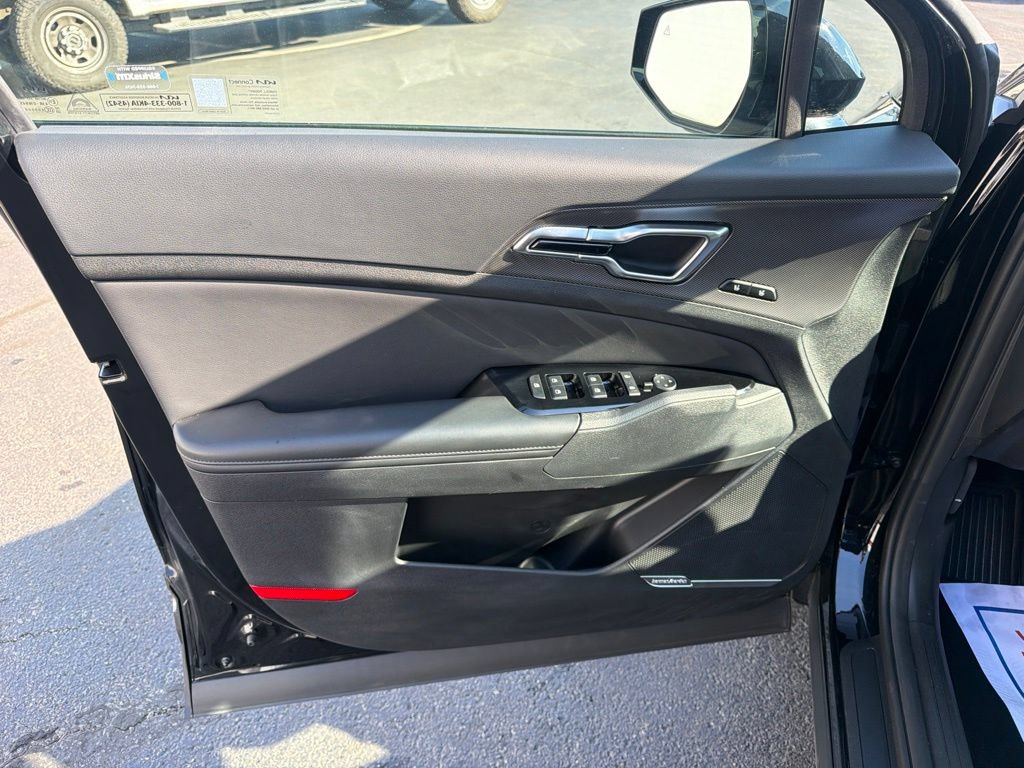 Used 2024 Kia Sportage SX FWD image 24