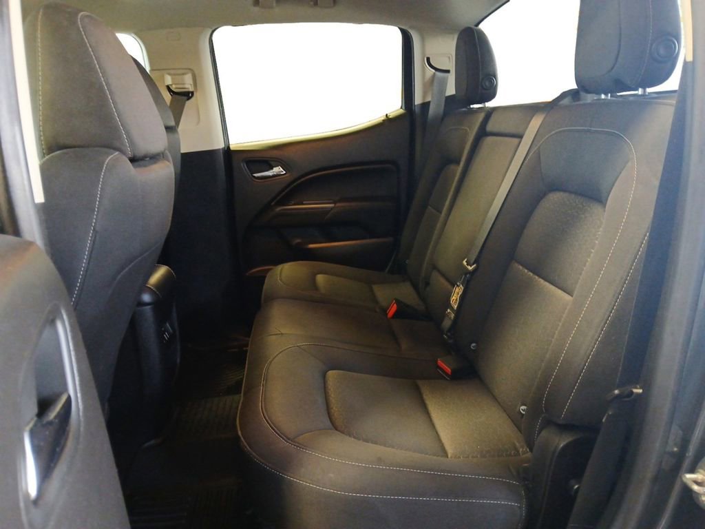 Used 2017 GMC Canyon SLE image 13