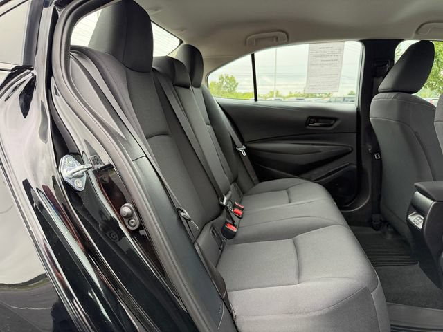 Certified 2025 Toyota Corolla LE FWD image 17